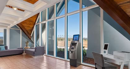 Baymont by Wyndham Daytona Beach/Intl Speedway