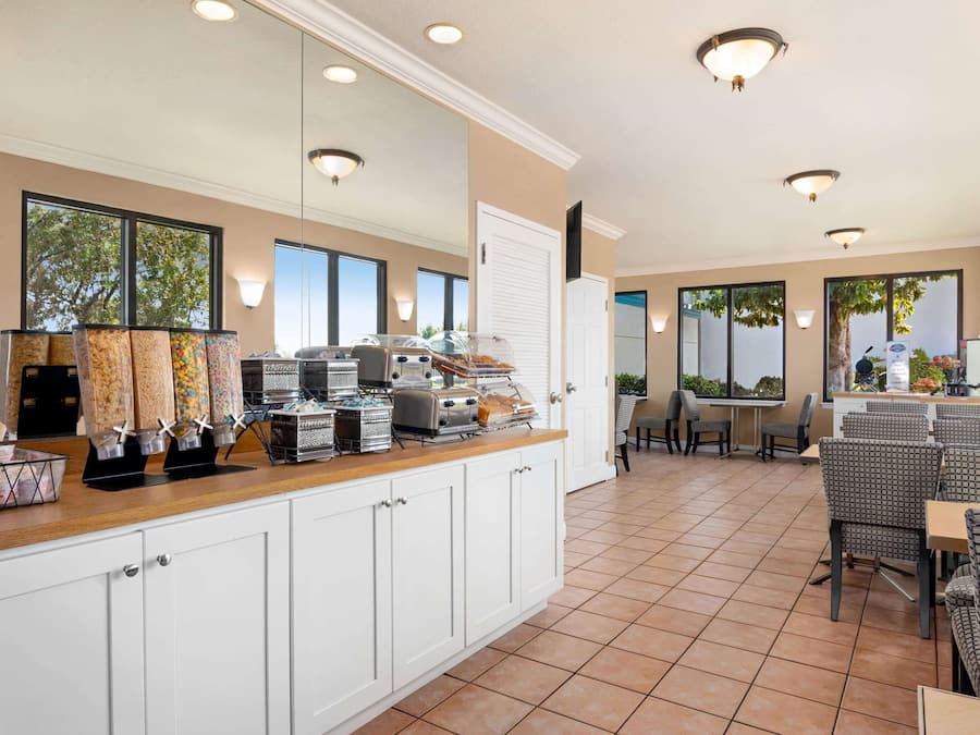 Free daily full breakfast