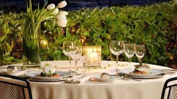 2 Restaurants, Mittagessen, Abendessen, regionale Küche