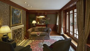 Unclassified image, 4 of 18, button - Ascott Mayfair London (London)