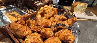 Brit Hotel Les Evens