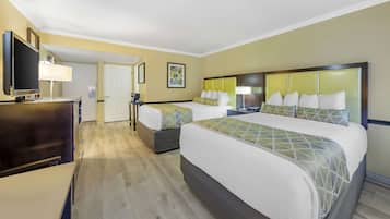 Premium bedding, individually decorated, individually furnished, desk
