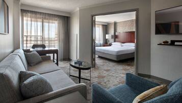 1 bedroom, Egyptian cotton sheets, premium bedding, pillowtop beds