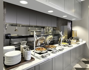Breakfast area - Embassy Suites by Hilton Bethesda Washington DC (Bethesda)