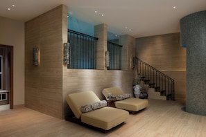 Sauna, steam room, body treatments, aromatherapy, body wraps