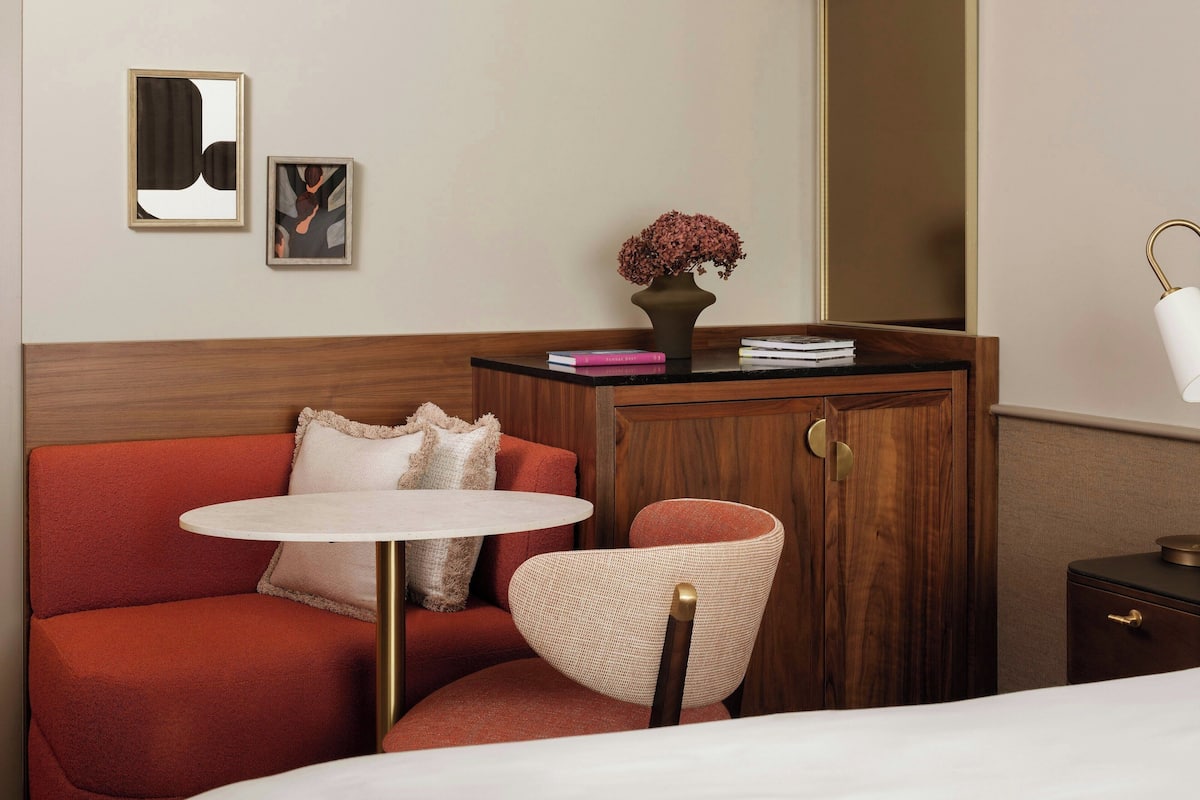 Huone, 1 suuri parisänky | Egyptinpuuvillaiset lakanat, ylelliset vuodevaatteet