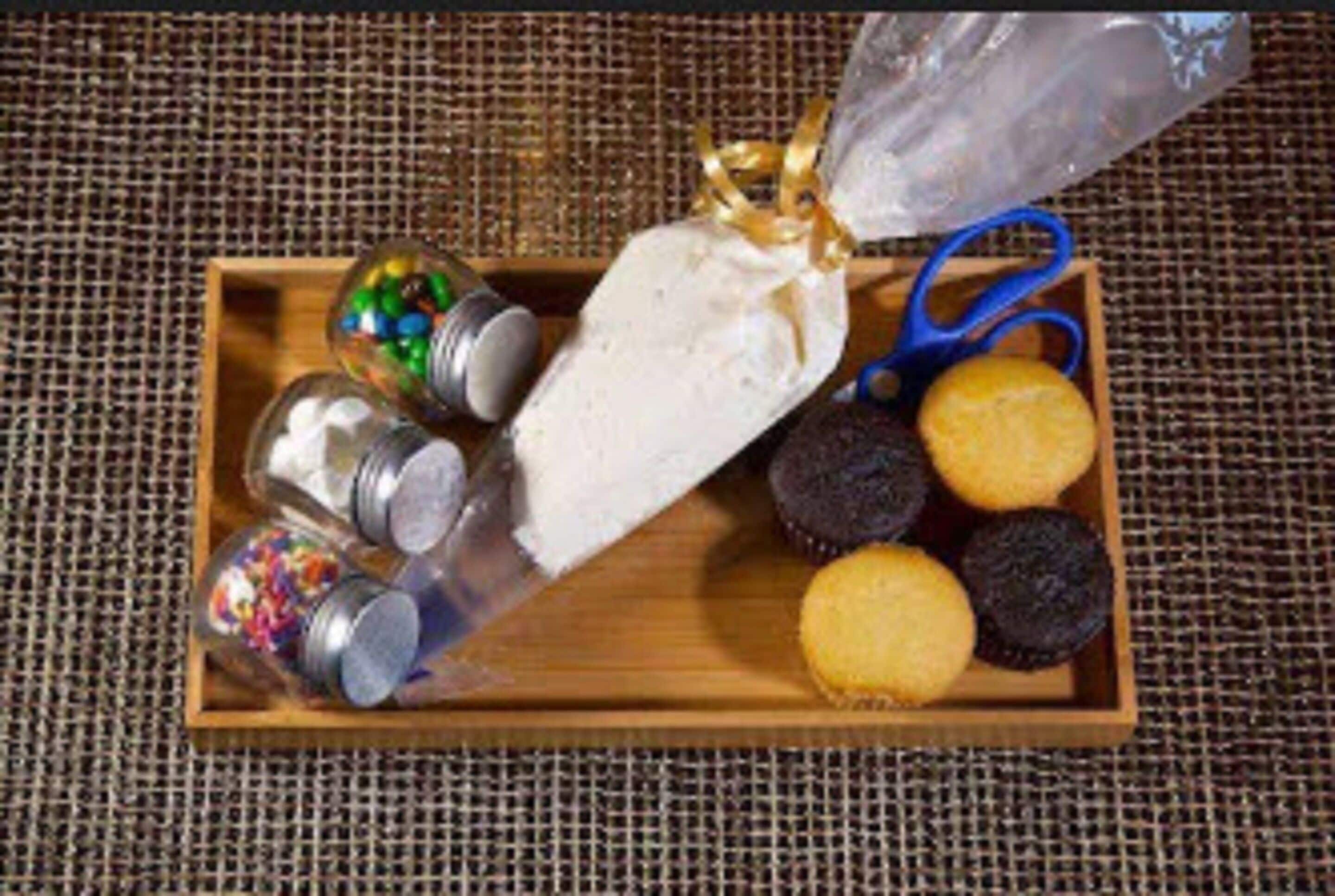 2 restaurants, breakfast, lunch, dinner served; american cuisine