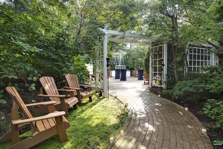 The Garden City Hotel - view 3