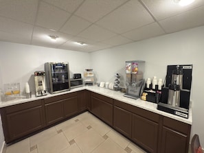 Free daily continental breakfast