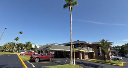 SureStay by Best Western Jacksonville Airport