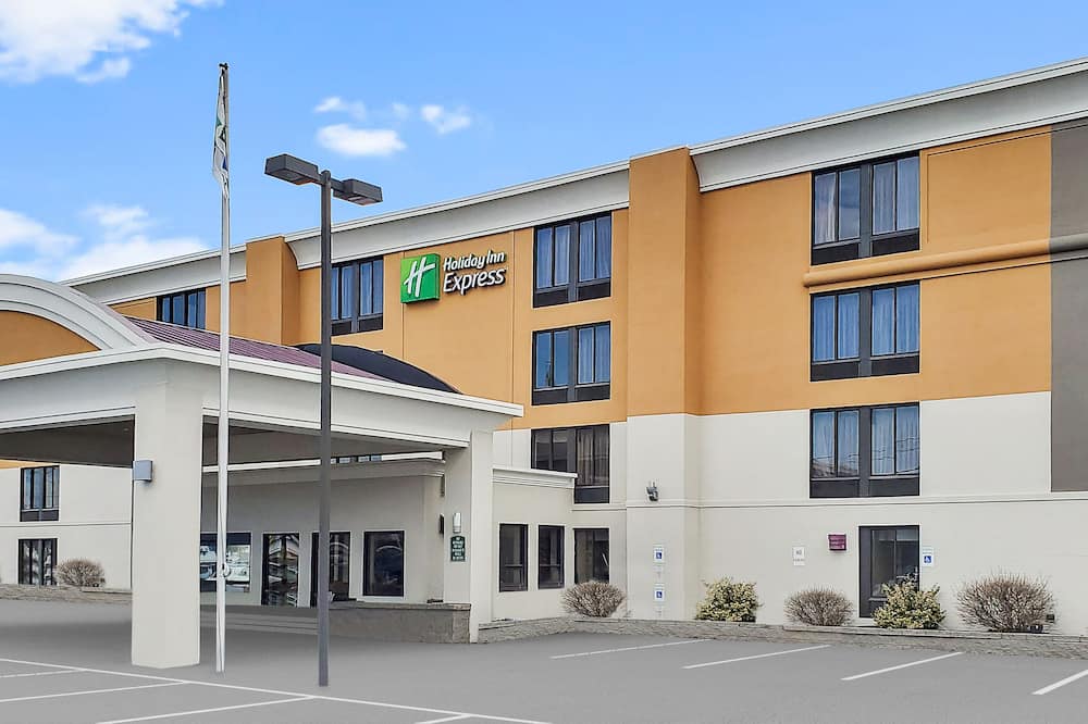 Holiday Inn Express Rochester - Greece by IHG