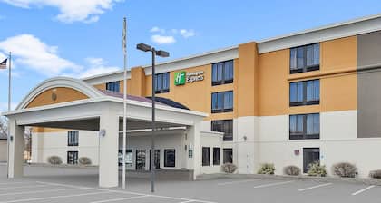 Holiday Inn Express Rochester - Greece by IHG