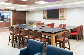 Free daily on-the-go breakfast  - Holiday Inn Express Rochester - Greece by IHG (Rochester)