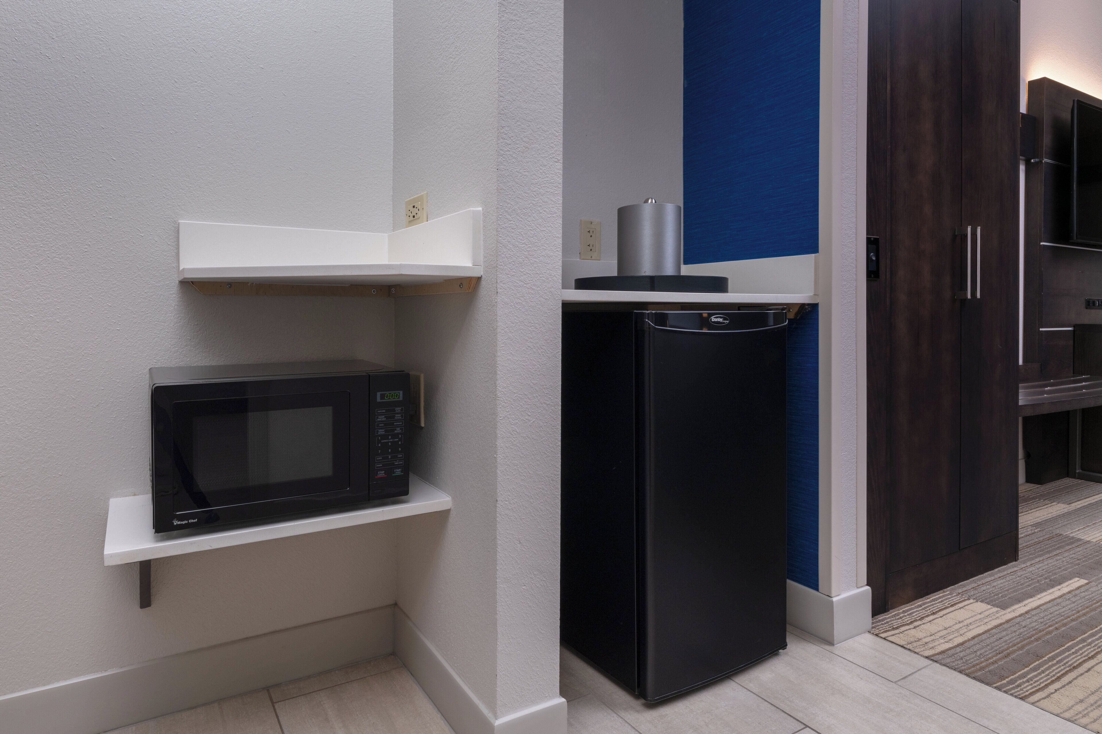 down duvets, in-room safe, desk, laptop workspace