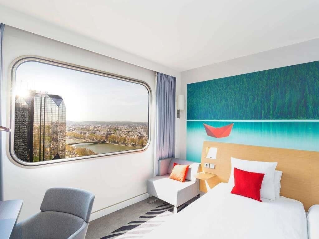 Classic Room, 2 Twin Beds | Premium bedding, pillowtop beds, minibar, in-room safe