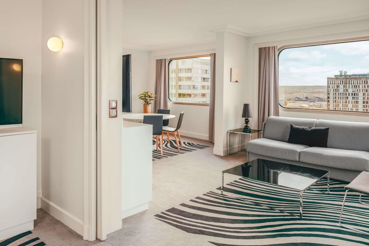 Executive Suite, 1 Queen Bed