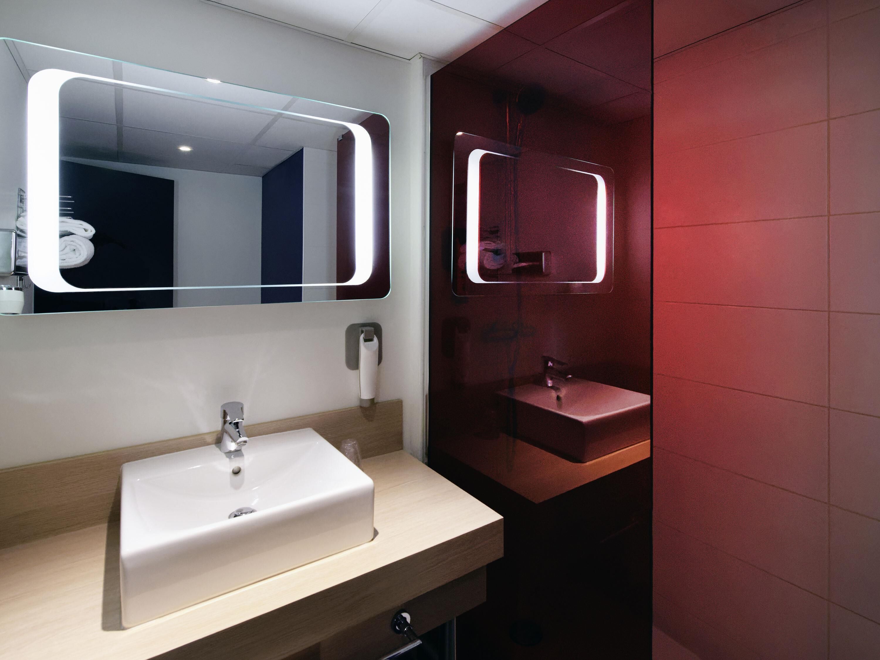 standard room, 2 single beds | individually furnished, desk, blackout curtains, soundproofing