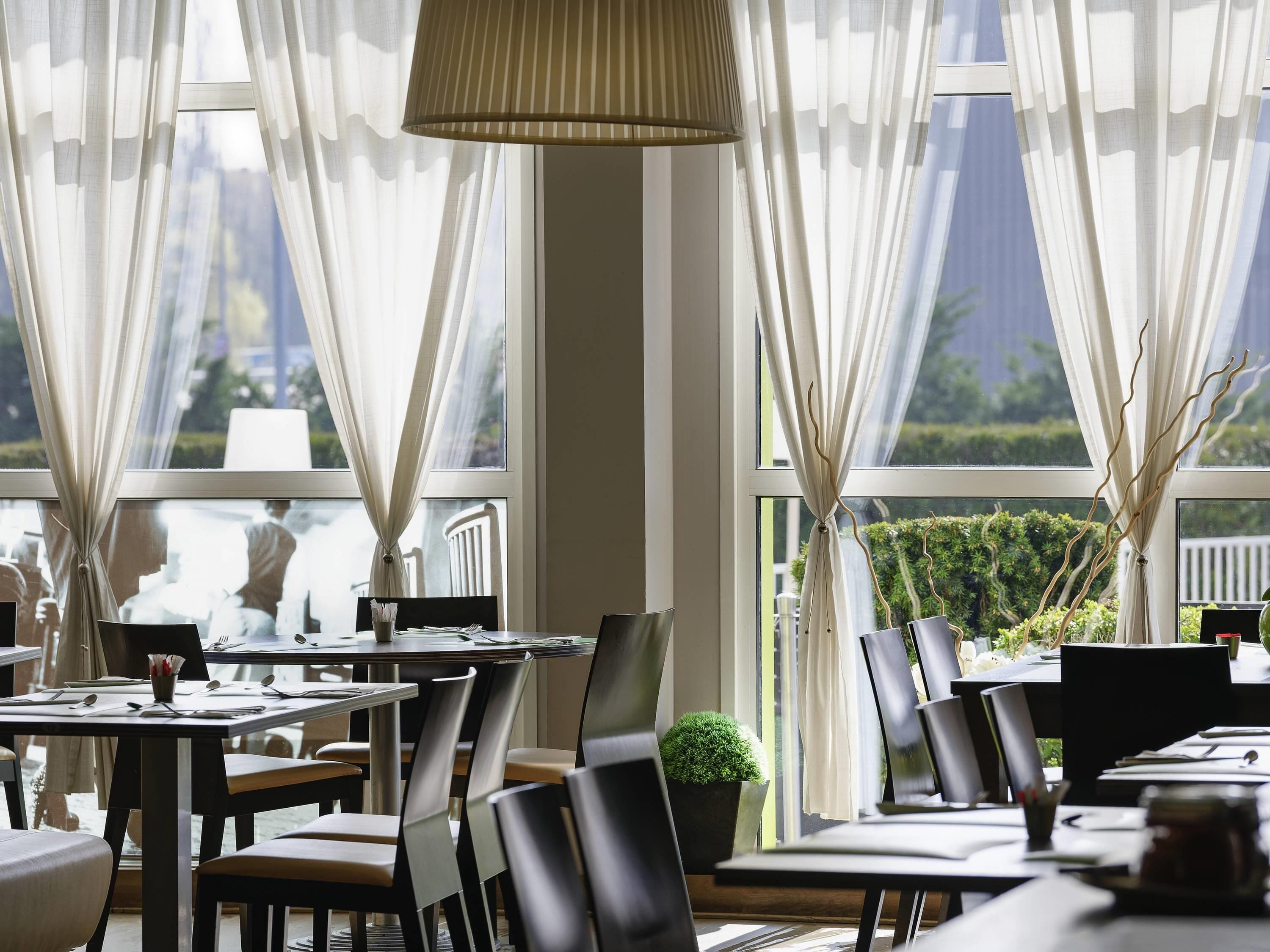 breakfast, lunch, dinner served; local cuisine