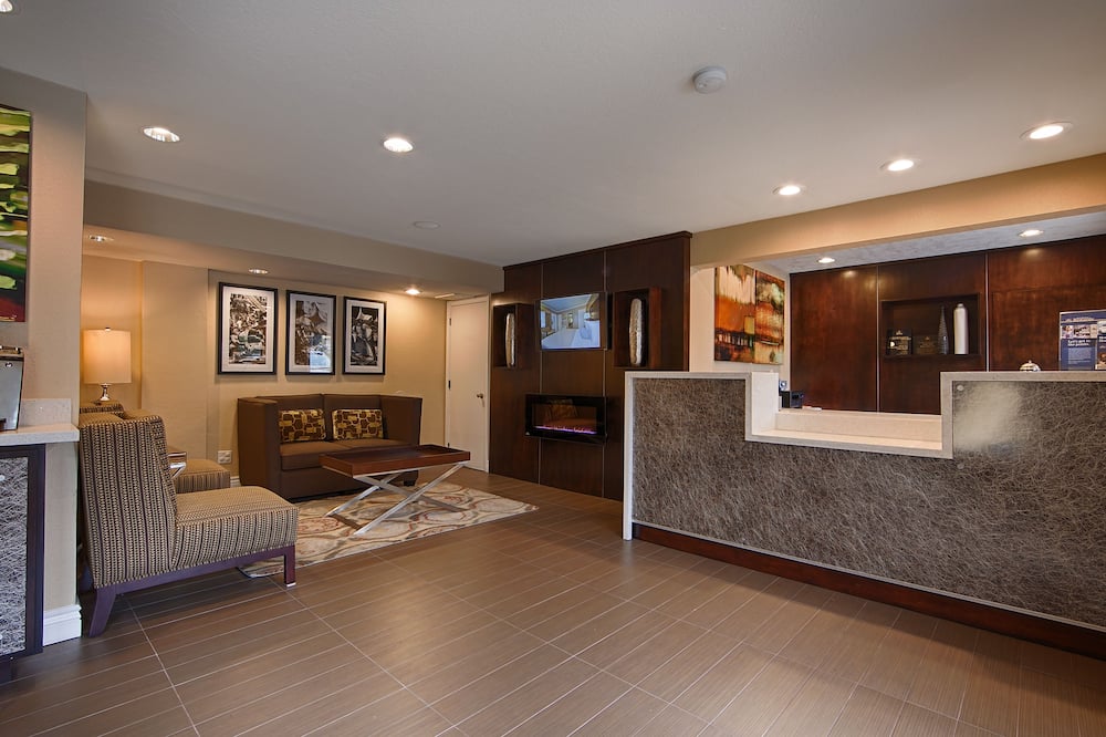 Best Western Carmel's Town House Lodge