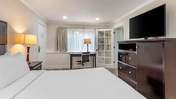 Suite, 1 King Bed, Non Smoking, Refrigerator | In-room safe, desk, laptop workspace, iron/ironing board