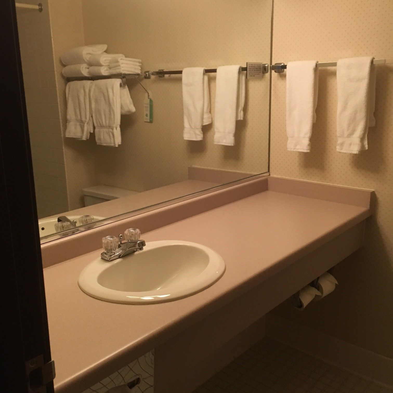 two double queen deluxe | bathroom | combined shower/bathtub, free toiletries, hair dryer, towels