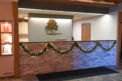 Shawano Four Seasons Hotel