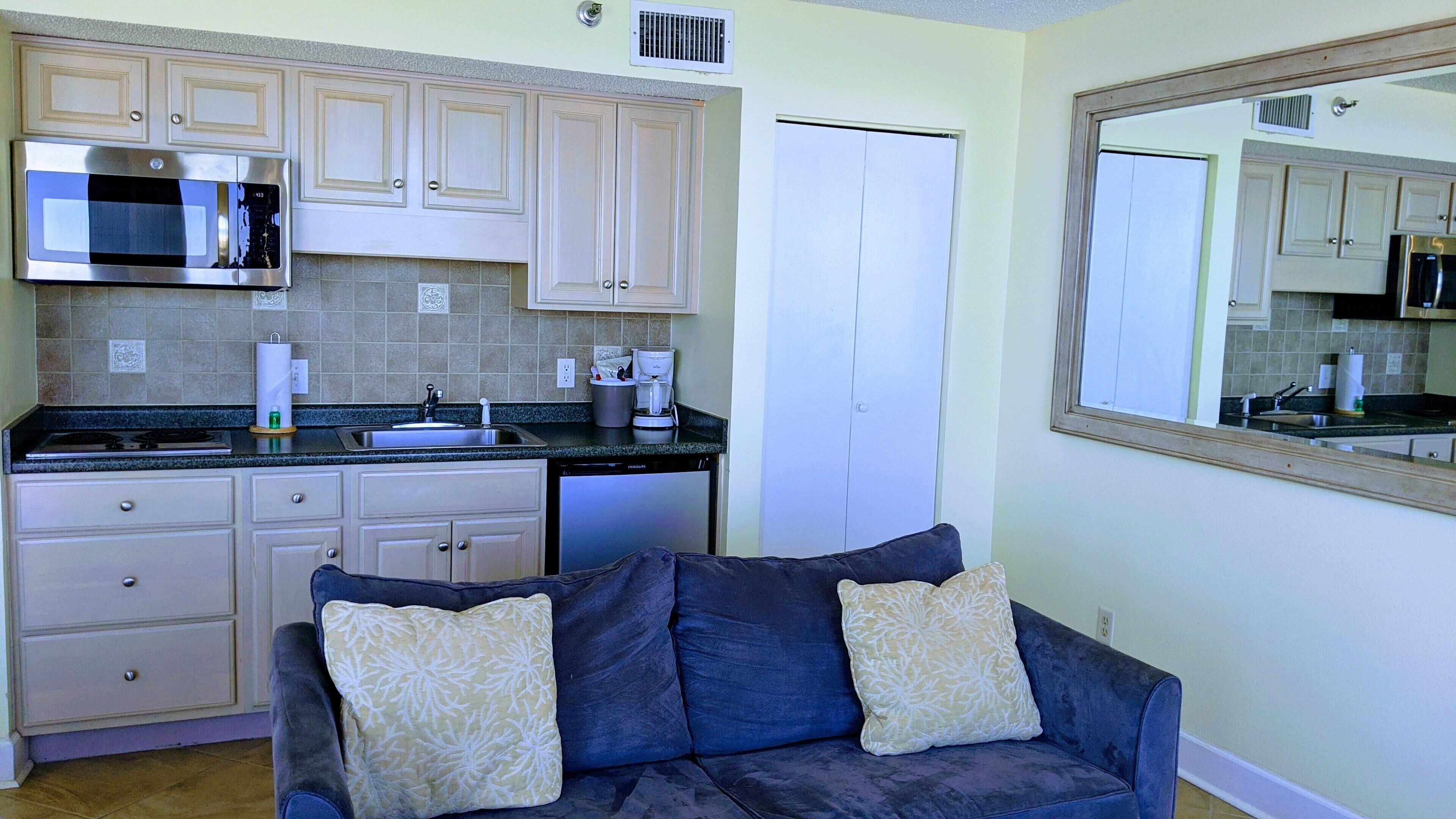 deluxe suite, 2 double beds with sofabed | individually decorated, individually furnished, iron/ironing board