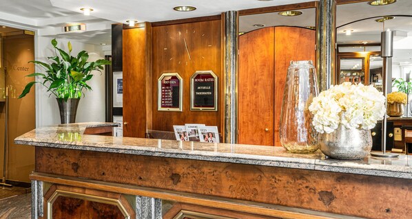Lobby - Best Western Victor's Residenz-Hotel Rodenhof (Saarbrücken)