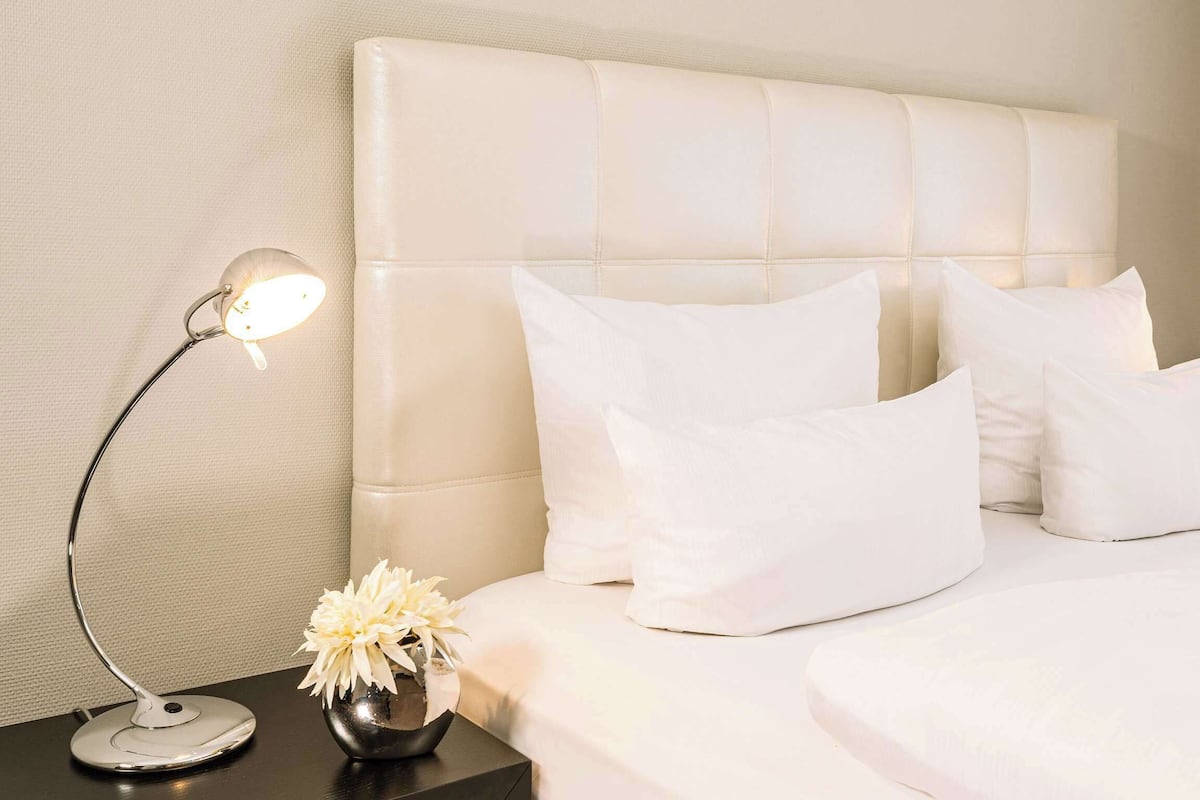 superior room, 1 double bed | 1 bedroom, premium bedding, in-room safe, desk