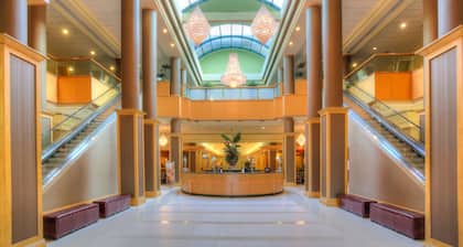 Florida Hotel & Conference Center in the Florida Mall