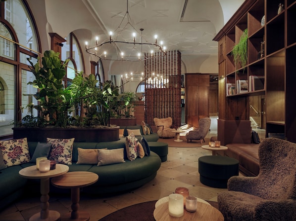 Sala de estar en el lobby