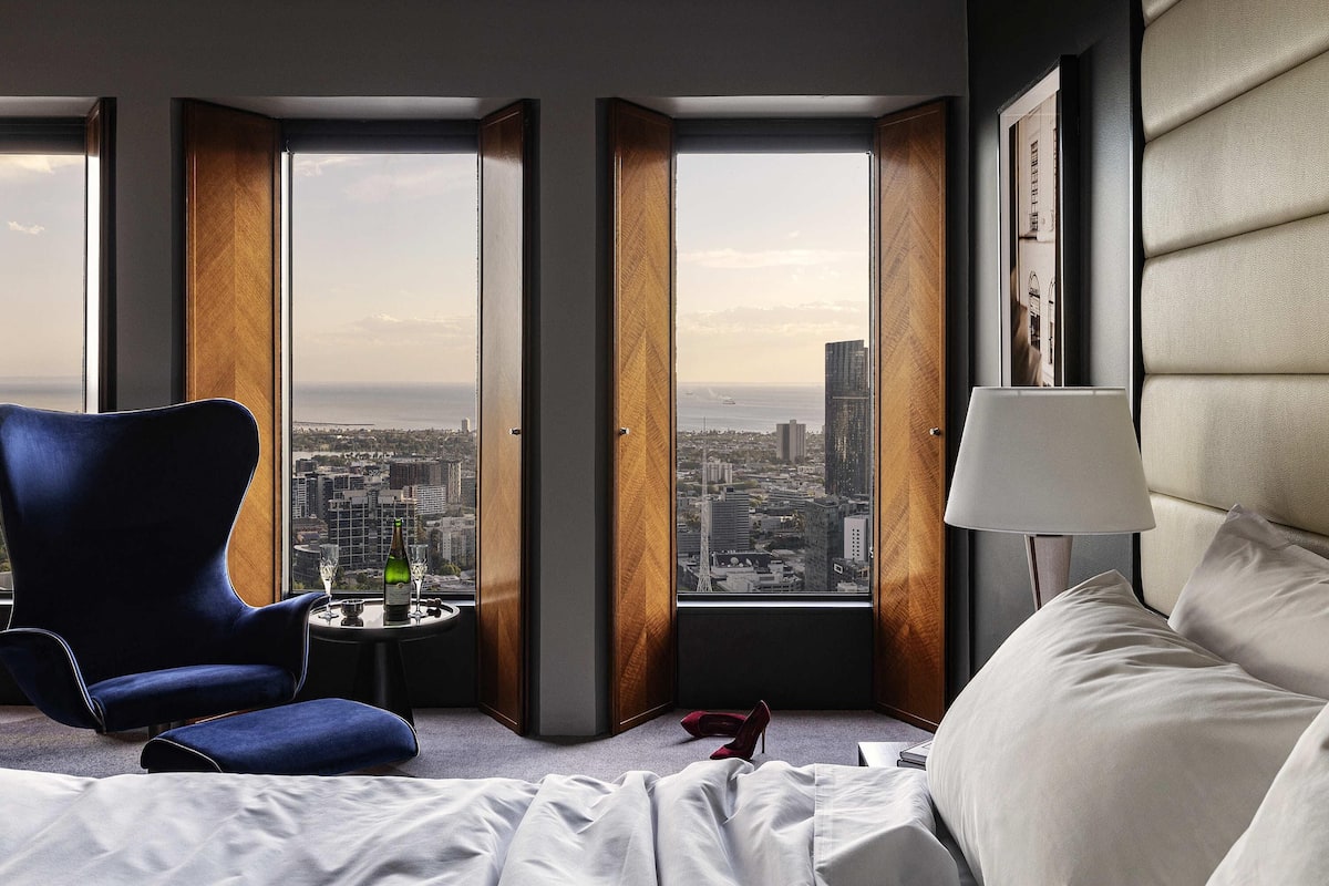 Superior Room, 1 King Bed, River View | 1 bedroom, premium bedding, pillowtop beds, minibar