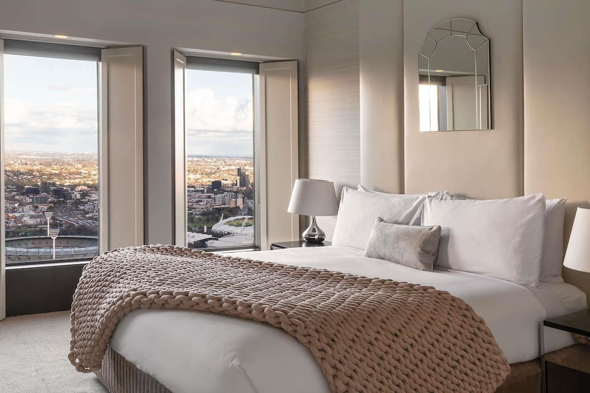 Premium bedding, pillow-top beds, minibar, in-room safe