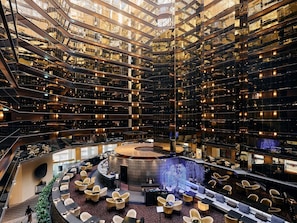 Bar (on property) - Sofitel Melbourne On Collins (Melbourne)