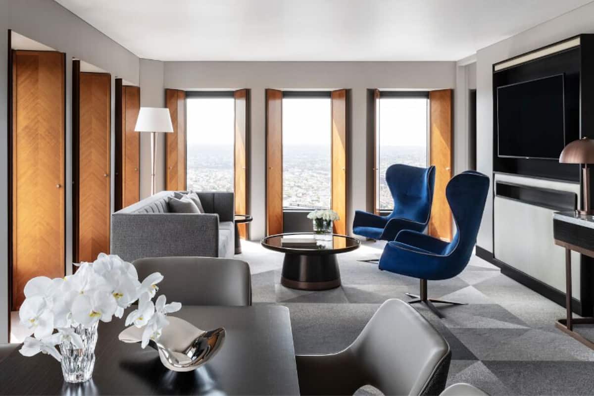 Club Suite, 1 King Bed, City View, Corner (Prestige Suite, Club Sofitel Access) | 1 bedroom, premium bedding, pillow-top beds, minibar