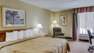 Escritorio, tabla de planchar con plancha y cunas gratuitas