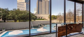 Omni Houston Hotel
