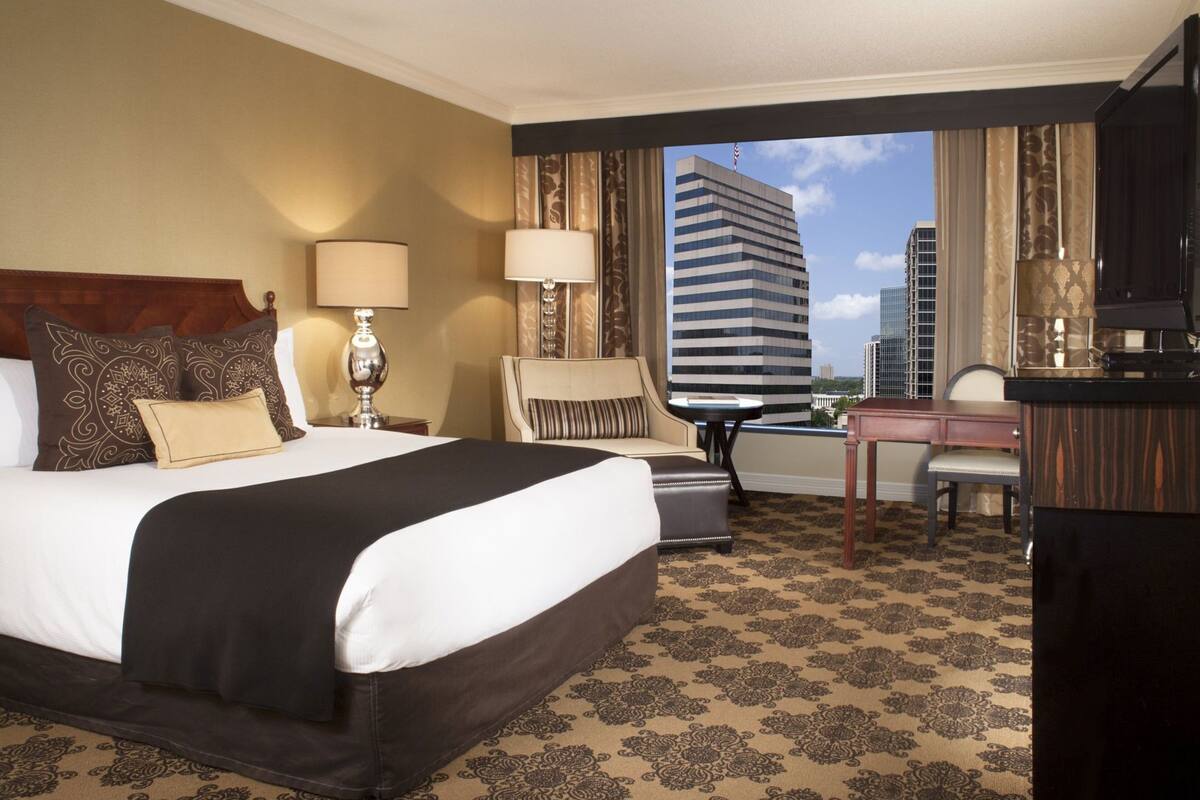 Premium bedding, pillowtop beds, in-room safe, desk