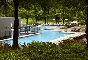 2 outdoor pools, open 9:00 AM to 10:00 PM, cabanas (surcharge)