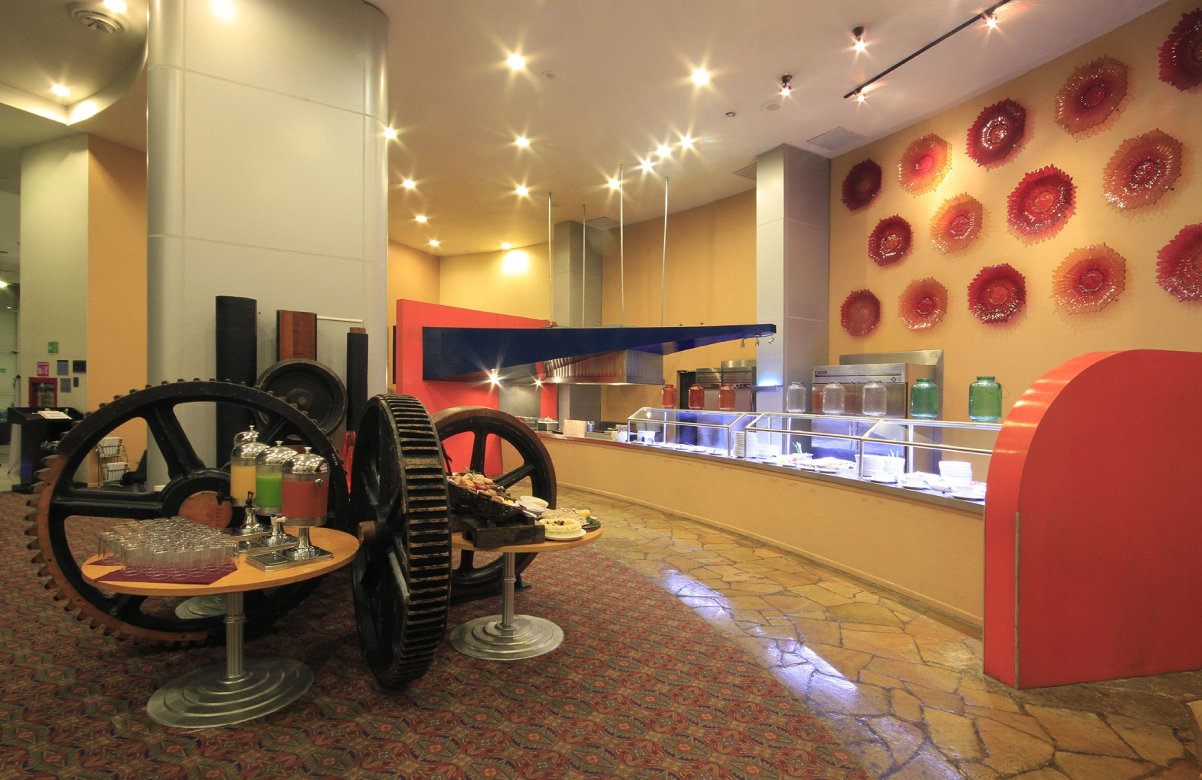 daily buffet breakfast for a fee