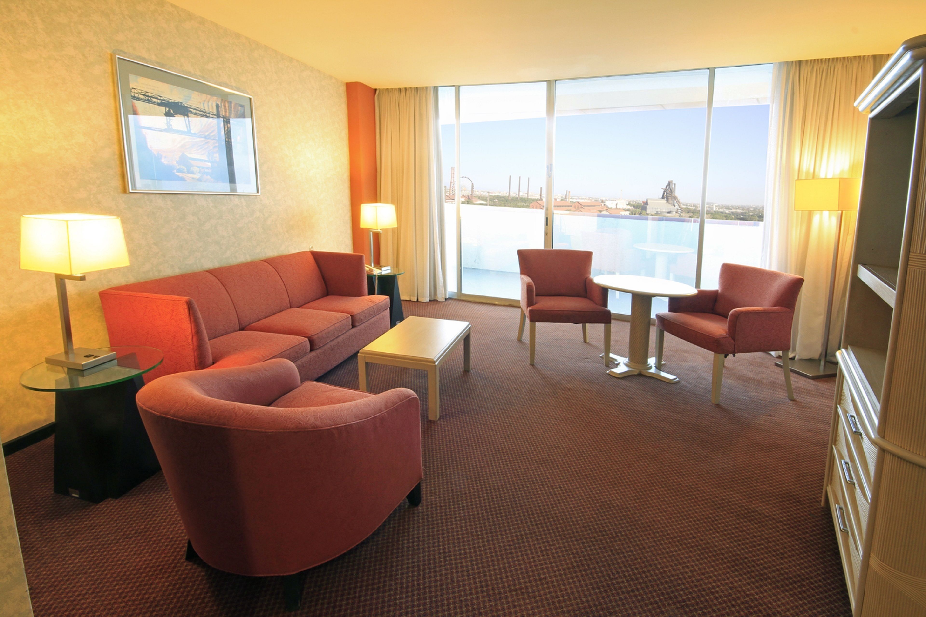 1 bedroom, down duvets, in-room safe, desk