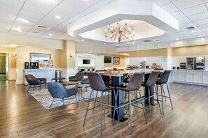 Free daily buffet breakfast - Best Western Springfield Hotel (Springfield)