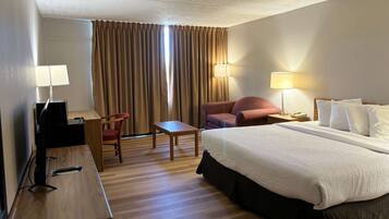 書桌、熨斗/熨衣板、免費搖籃/嬰兒床、免費折疊床/加床