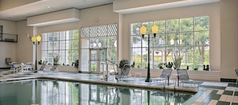 Comfort Suites Appleton Airport