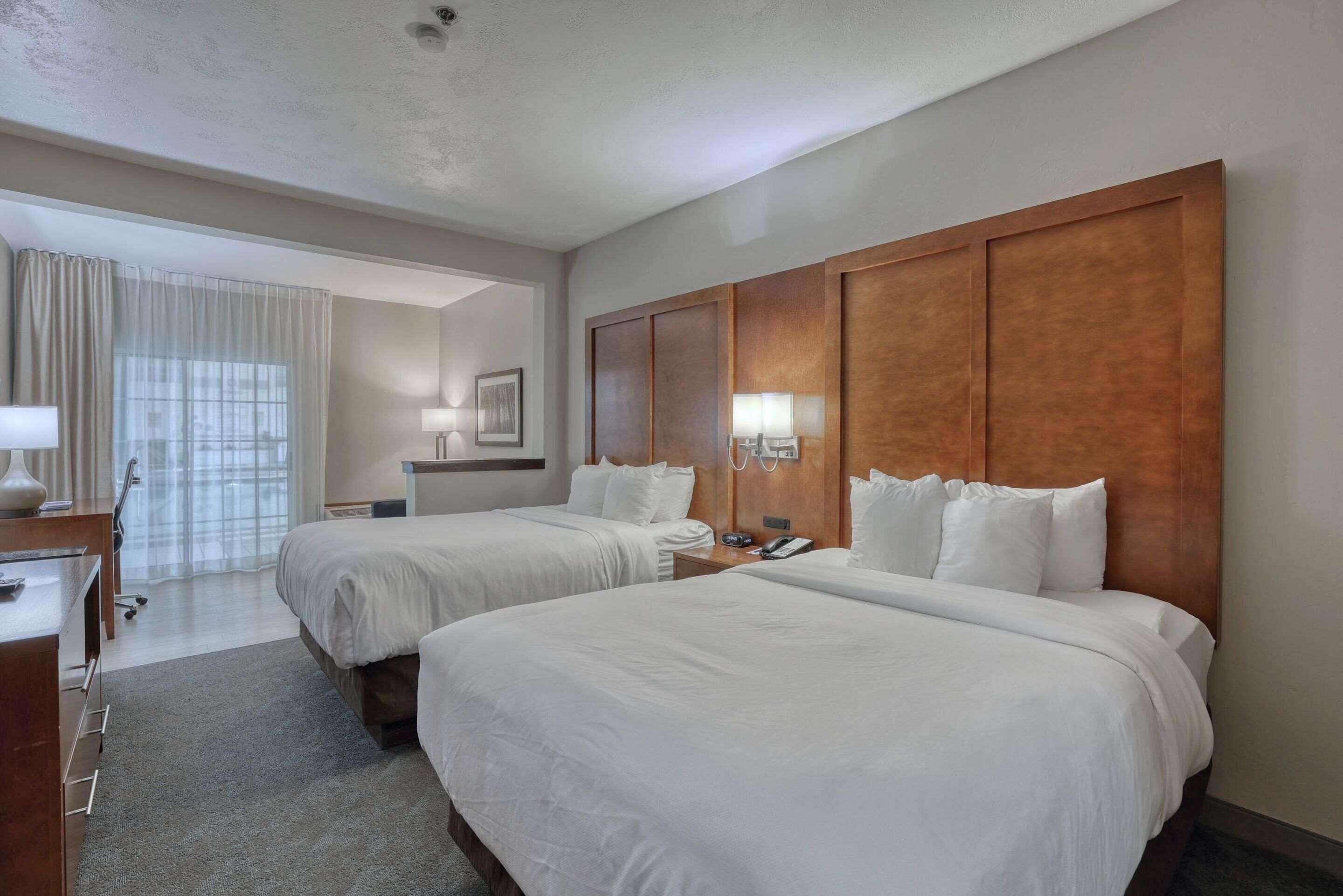 Premium bedding, pillowtop beds, in-room safe, desk