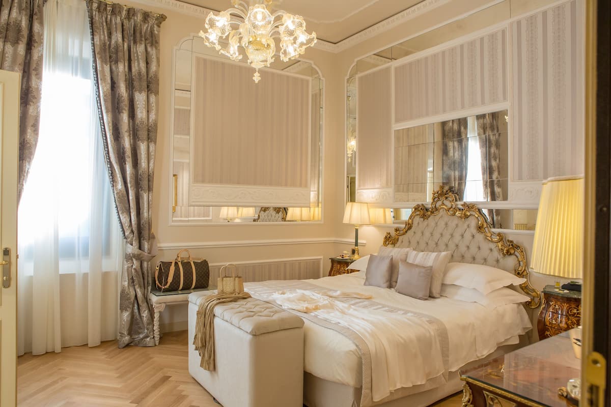 Chambre Double Deluxe | Literie de qualité supérieure, minibar, coffres-forts dans les chambres