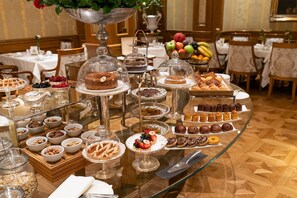 Desayuno buffet incluido todos los días