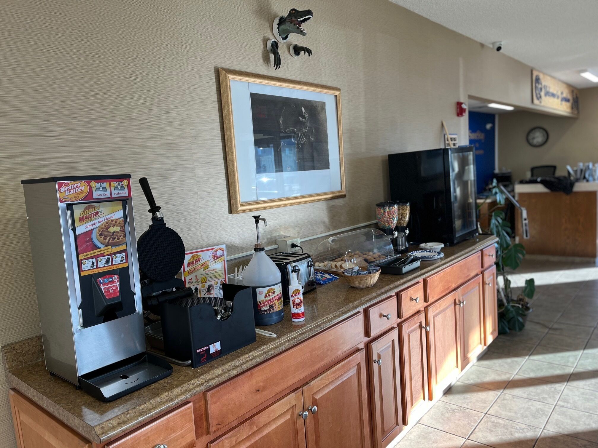 free daily continental breakfast