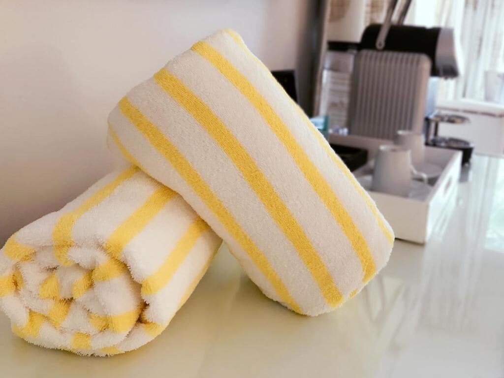 1 Schlafzimmer, italienische Bettbezüge von Frette