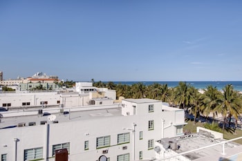 Hotel Exterior at Beacon Hotel South Beach